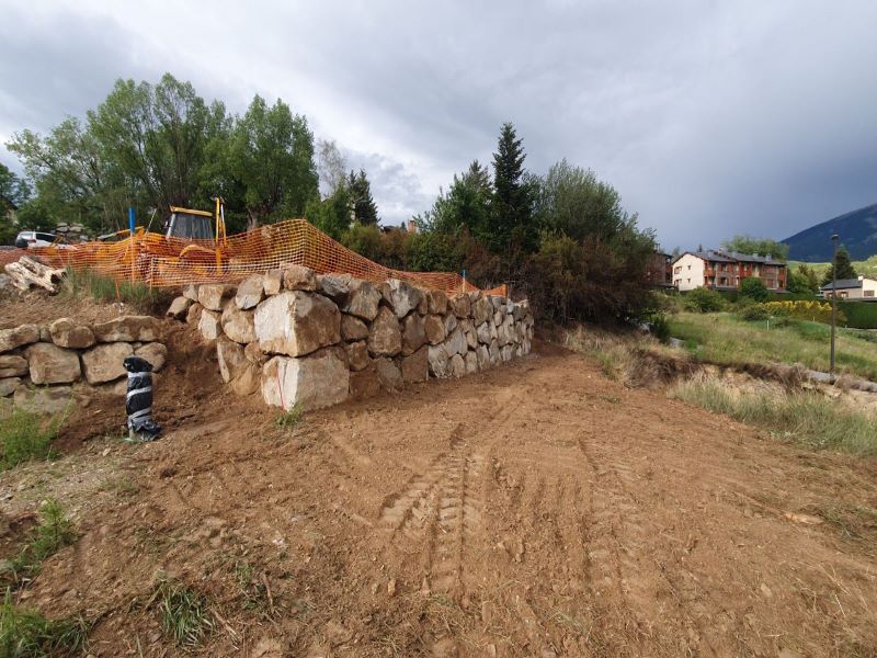 Enrochement pour un chantier de travaux public